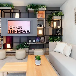 **** Отель Intercityhotel Австрия