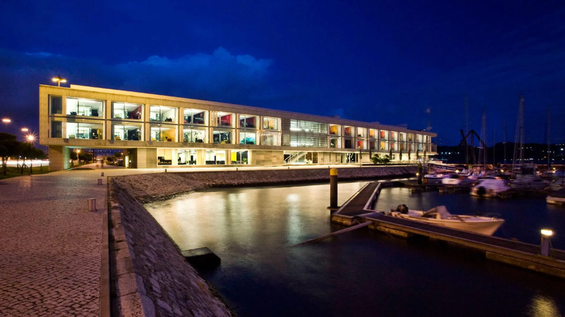 *****  Altis Belem Hotel & Spa, A Member Of Design Hotels Lisbon Portugal